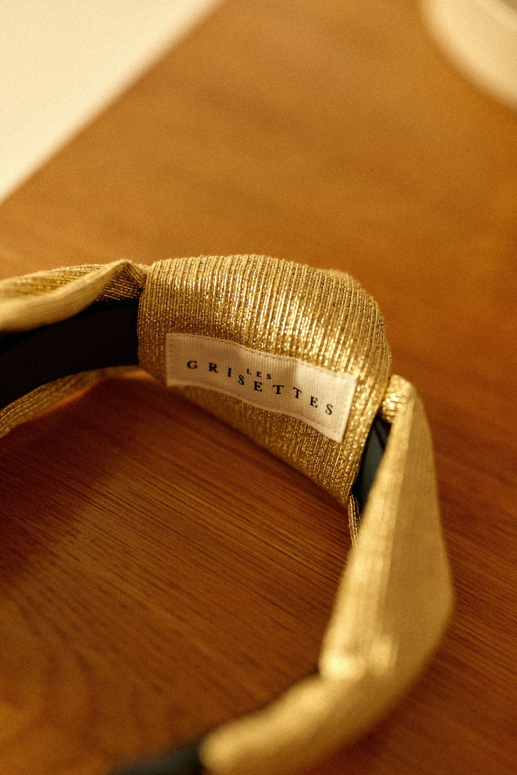 Les_Grisettes_Serre-tete_Greta_Dore